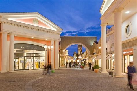 outlet mall rome italy.